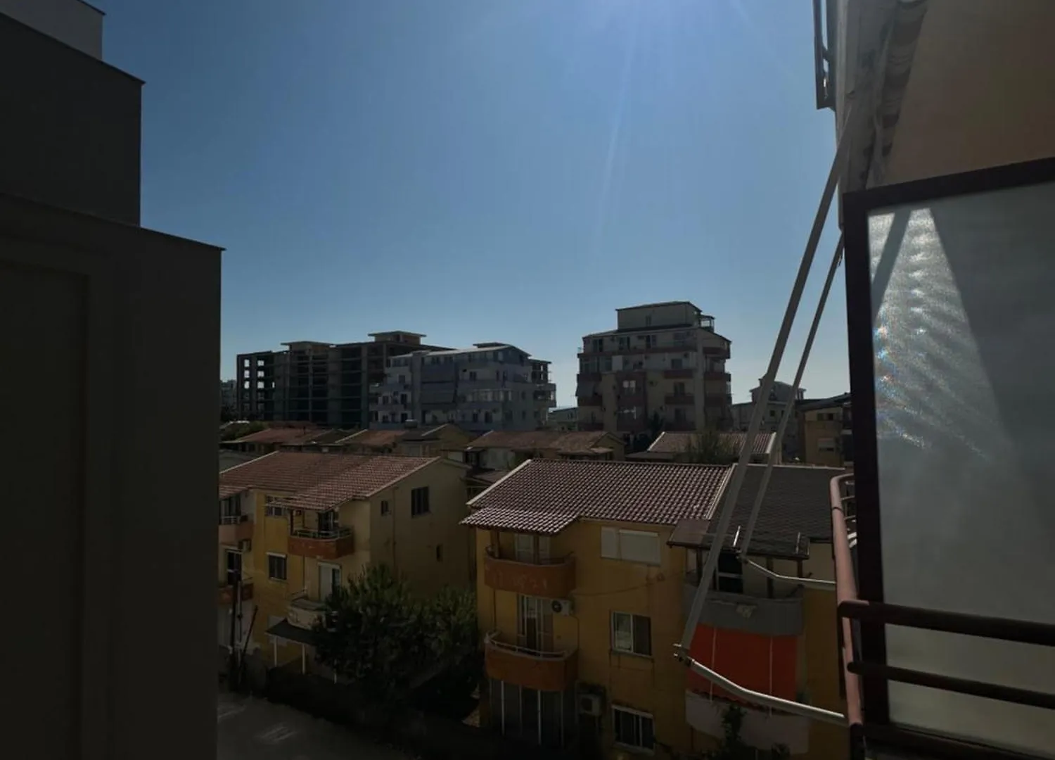 Roses Place Golem Apartment